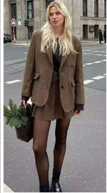 Carregar imagem no visualizador da galeria, REGENT&#39;S VINTAGE &amp; OVERSIZED BLAZER SET

