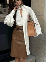 Lade das Bild in den Galerie-Viewer, BOW ROAD SHIRT
