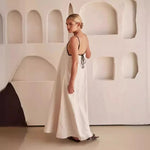 Lade das Bild in den Galerie-Viewer, TOWER LINNEN DRESS
