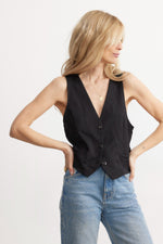 Lade das Bild in den Galerie-Viewer, BOWDEN COURT VEST
