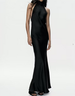 Carregar imagem no visualizador da galeria, HARROW HALTER DRESS
