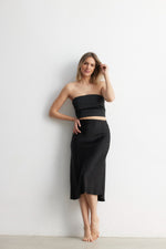 Lade das Bild in den Galerie-Viewer, WENSMINSTER SATIN SKIRT
