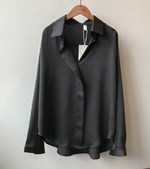 Lade das Bild in den Galerie-Viewer, RICHMOND SHIRT
