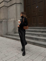 Lade das Bild in den Galerie-Viewer, WENSMINSTER SATIN SKIRT
