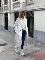 Cargar imagen en el visor de la galería, TOOTING SWEATSHIRT
