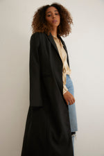 Load image into Gallery viewer, THE OLD TRUMAN EXTRALONG JACKET
