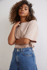 Carica l&#39;immagine nel visualizzatore di Gallery, HAMPTON COURT BASIC T-SHIRT
