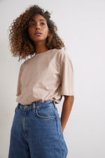 Carica l&#39;immagine nel visualizzatore di Gallery, HAMPTON COURT BASIC T-SHIRT
